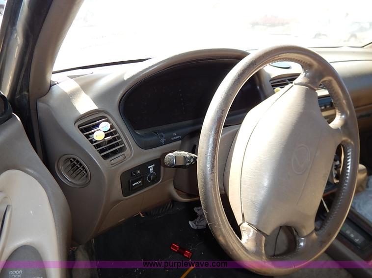 image for item I5363 1995 Lexus ES300