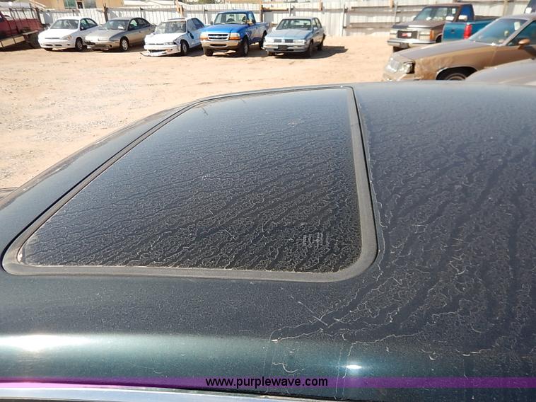 image for item I5363 1995 Lexus ES300