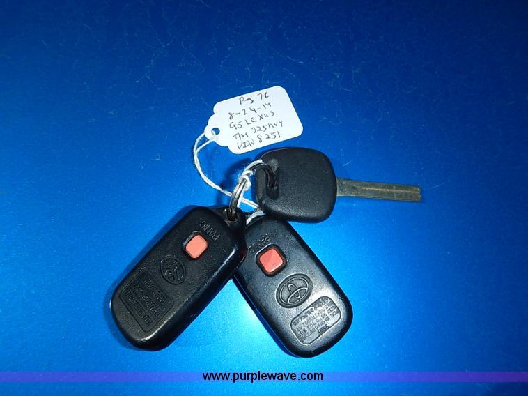 image for item I5363 1995 Lexus ES300