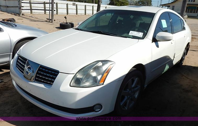 image for item I5364 2005 Nissan Maxima SL