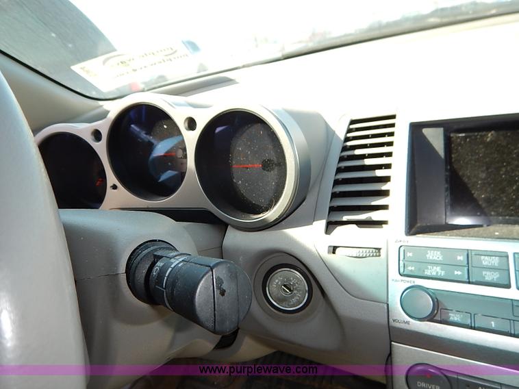 image for item I5364 2005 Nissan Maxima SL