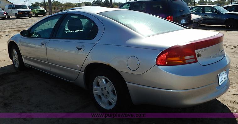 image for item I5365 2002 Dodge Intrepid SE