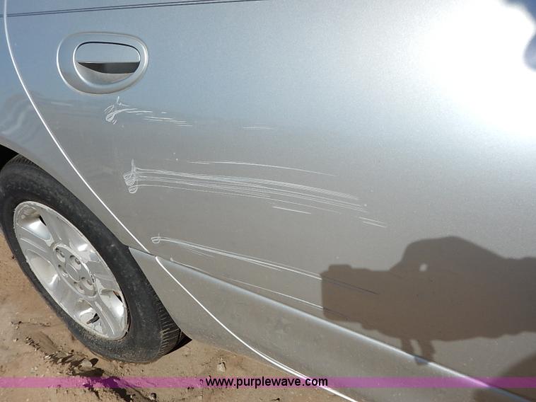 image for item I5365 2002 Dodge Intrepid SE