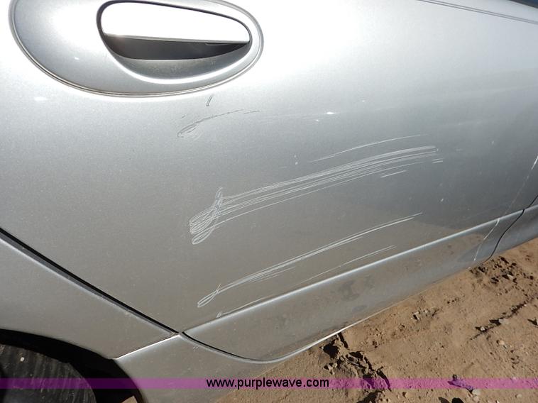 image for item I5365 2002 Dodge Intrepid SE