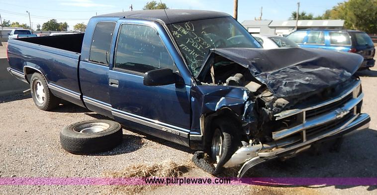 image for item I5366 1996 Chevrolet Silverado 1500 Ext. Cab pickup truck