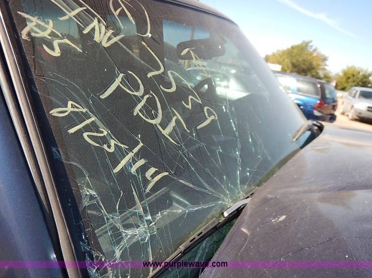 image for item I5366 1996 Chevrolet Silverado 1500 Ext. Cab pickup truck