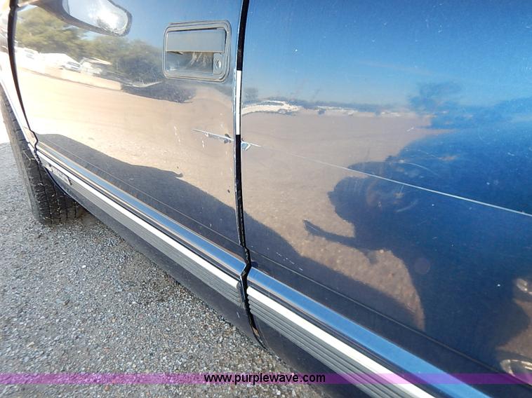 image for item I5366 1996 Chevrolet Silverado 1500 Ext. Cab pickup truck