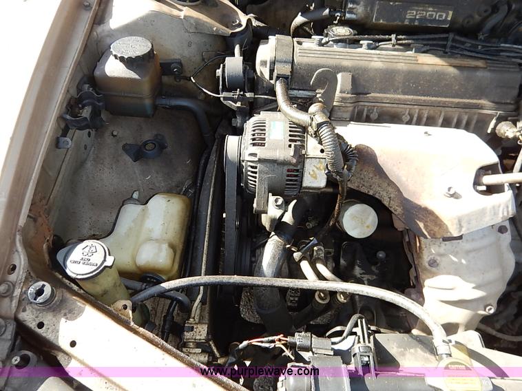 image for item I5368 1995 Toyota Camry LE