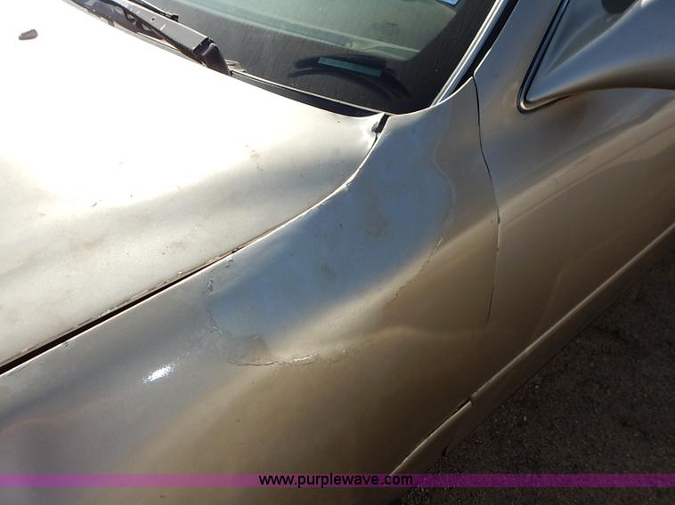 image for item I5368 1995 Toyota Camry LE