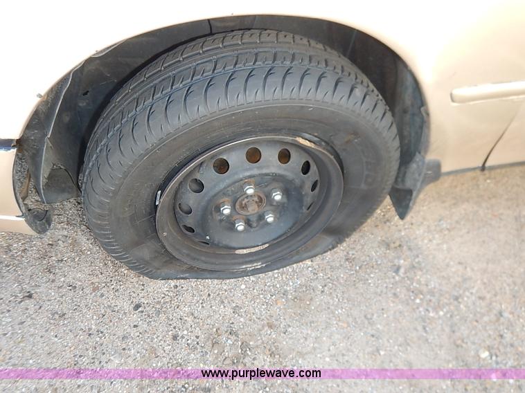 image for item I5368 1995 Toyota Camry LE