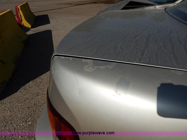 image for item I5368 1995 Toyota Camry LE