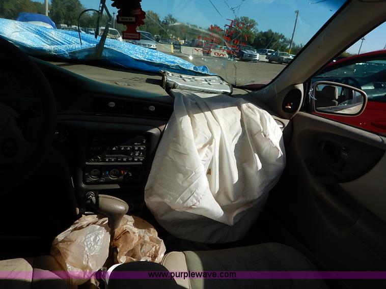 image for item I5369 2001 Chevrolet Malibu LS