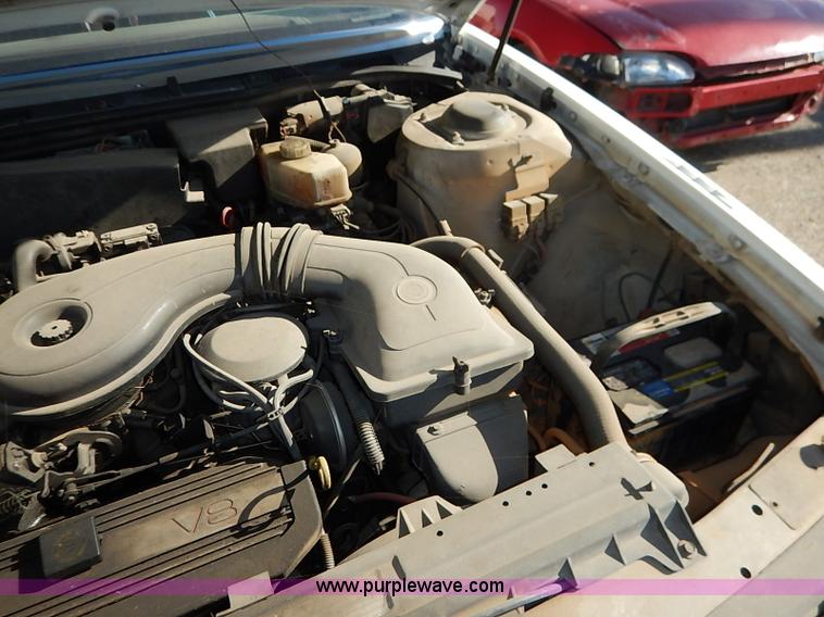 image for item I5371 1989 Cadillac DeVille Fleetwood