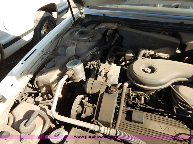 image for item I5371 1989 Cadillac DeVille Fleetwood