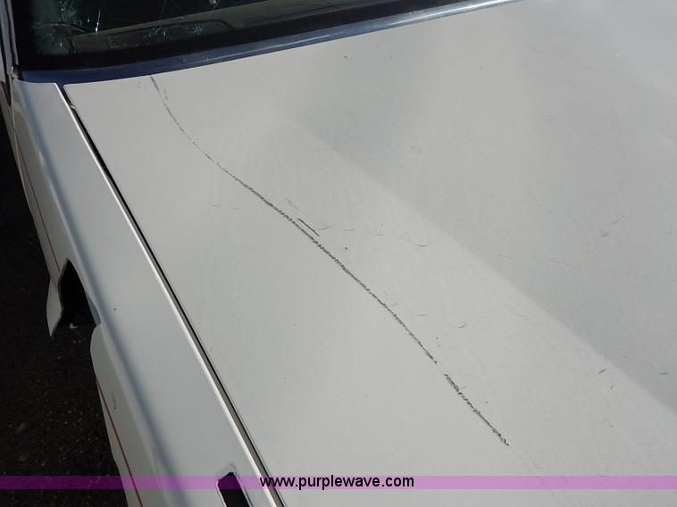 image for item I5371 1989 Cadillac DeVille Fleetwood