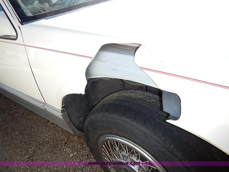 image for item I5371 1989 Cadillac DeVille Fleetwood