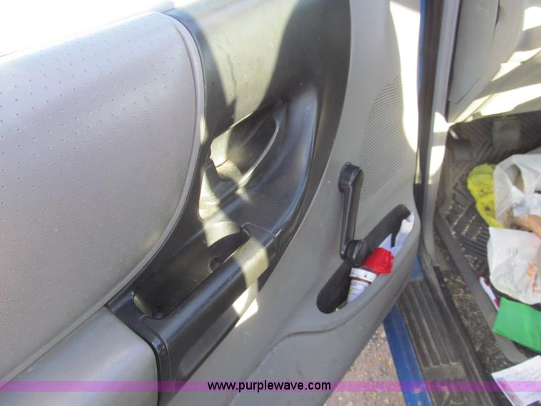 image for item I8698 1999 Ford Ranger XLT pickup truck