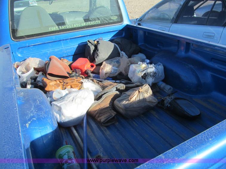 image for item I8698 1999 Ford Ranger XLT pickup truck