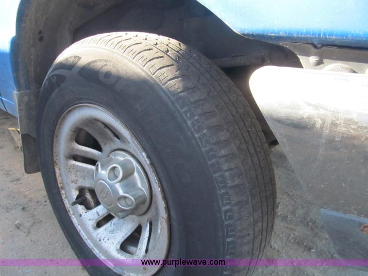 image for item I8698 1999 Ford Ranger XLT pickup truck
