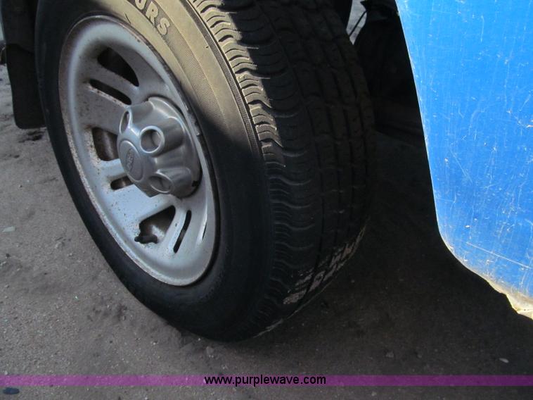 image for item I8698 1999 Ford Ranger XLT pickup truck