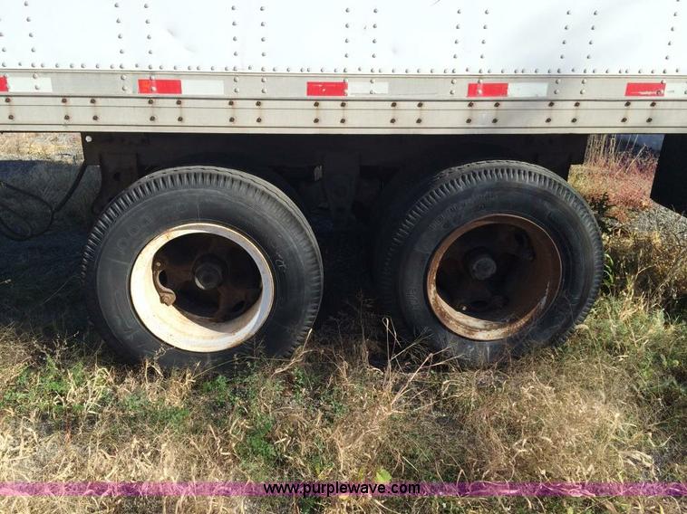 image for item D1270 1992 Wabash storage semi trailer