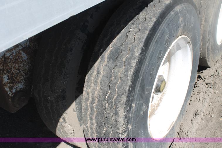 image for item E4299 1996 PMC feed trailer