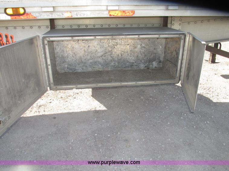 image for item G9913 1997 Chaparral 48102 aluminum flatbed trailer