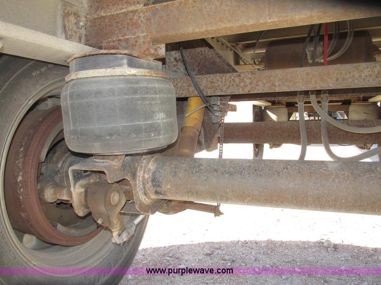 image for item G9913 1997 Chaparral 48102 aluminum flatbed trailer