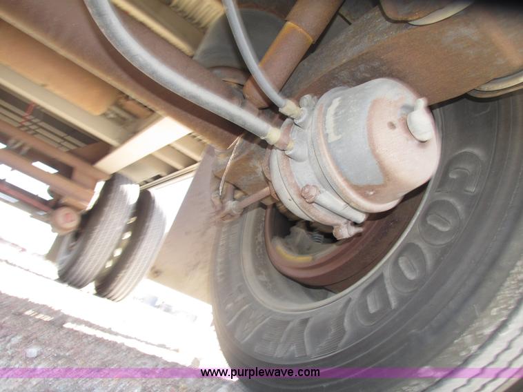 image for item G9913 1997 Chaparral 48102 aluminum flatbed trailer