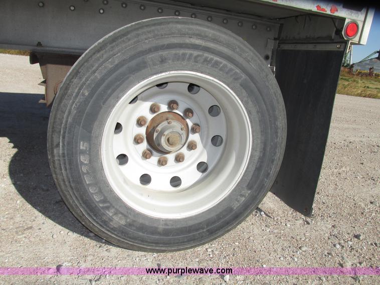 image for item G9913 1997 Chaparral 48102 aluminum flatbed trailer