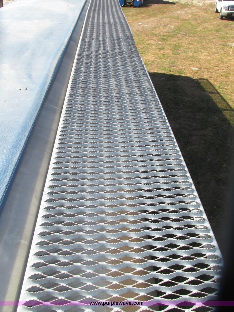 image for item G9914 1997 Ledwell LW40ADC aluminum feed trailer