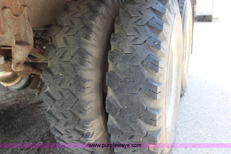 image for item H2520 1979 Strick dry van trailer