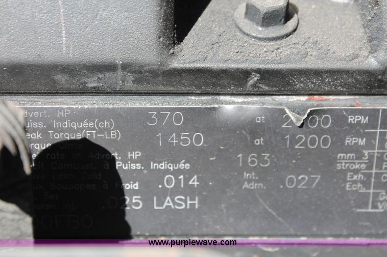 image for item H5542 2000 Peterbilt 379 semi truck