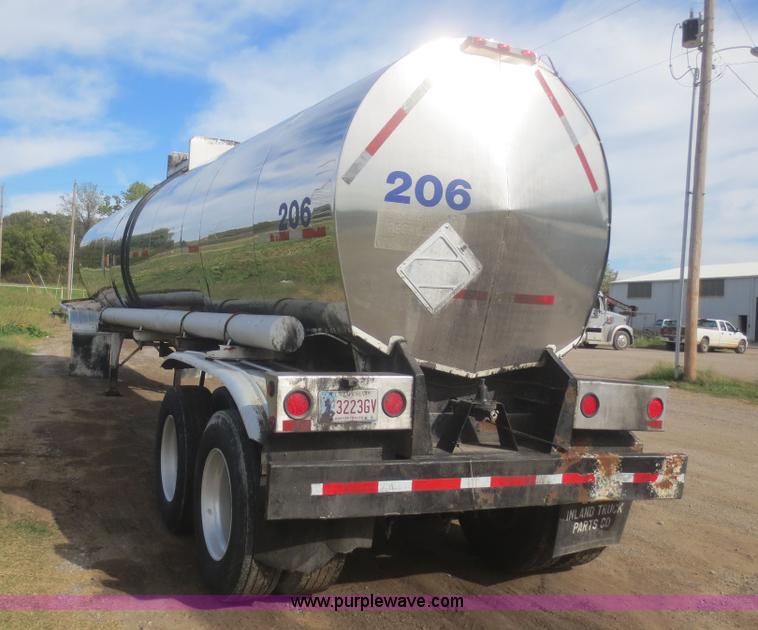 image for item I2192 1986 Acro stainless steel tank trailer