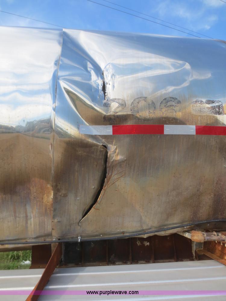 image for item I2192 1986 Acro stainless steel tank trailer