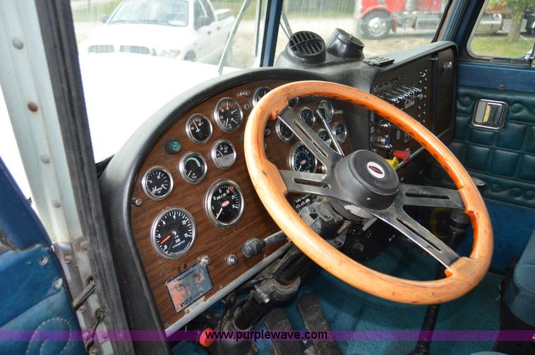 image for item I2956 1984 Peterbilt 359 semi truck