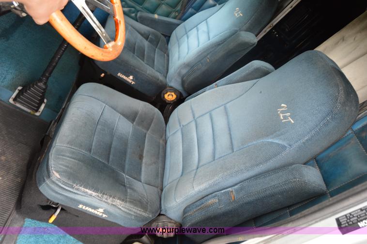 image for item I2956 1984 Peterbilt 359 semi truck