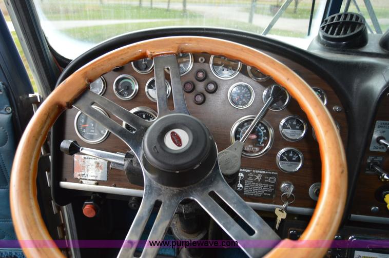 image for item I2956 1984 Peterbilt 359 semi truck