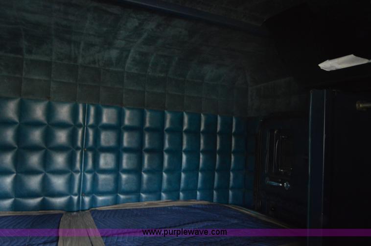 image for item I2956 1984 Peterbilt 359 semi truck