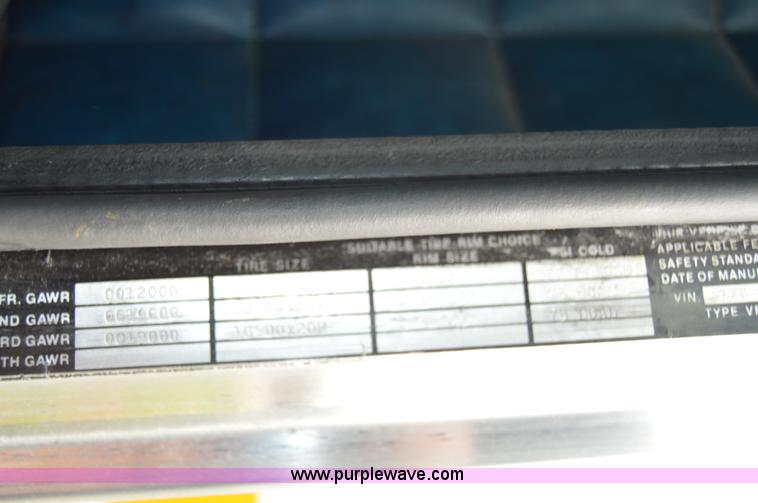 image for item I2956 1984 Peterbilt 359 semi truck