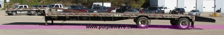 image for item I4123 1996 Wilson CFD-900 step deck trailer