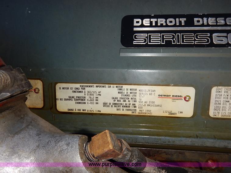 image for item I5293 1992 Peterbilt 379 semi truck