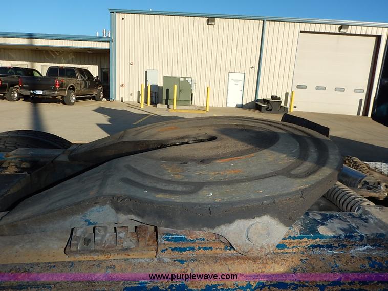 image for item I5293 1992 Peterbilt 379 semi truck