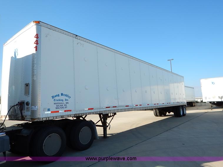 image for item I5352 2000 Wabash dry van trailer