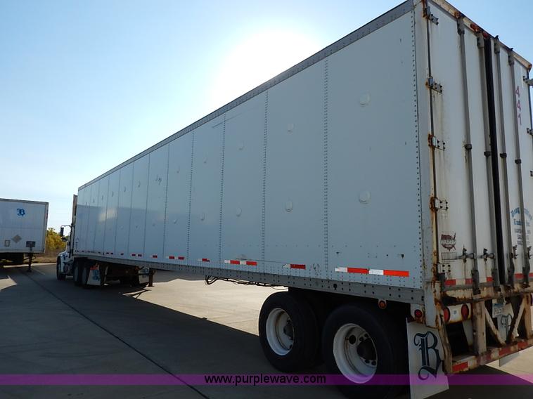 image for item I5352 2000 Wabash dry van trailer