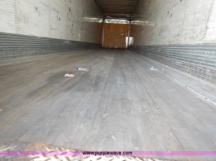 image for item I5352 2000 Wabash dry van trailer