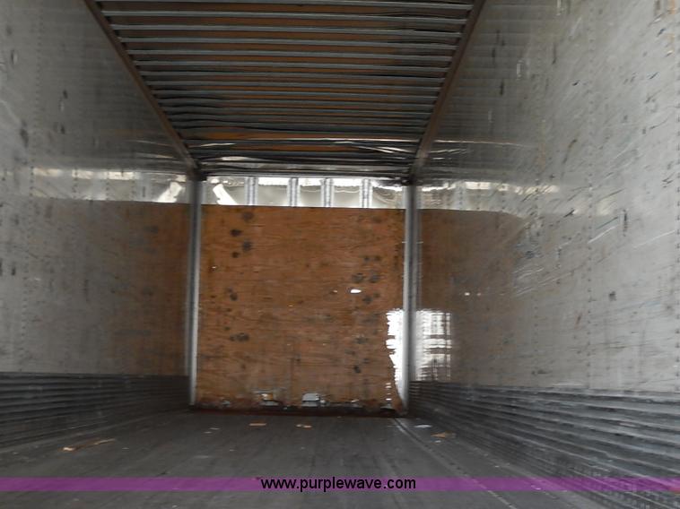 image for item I5352 2000 Wabash dry van trailer