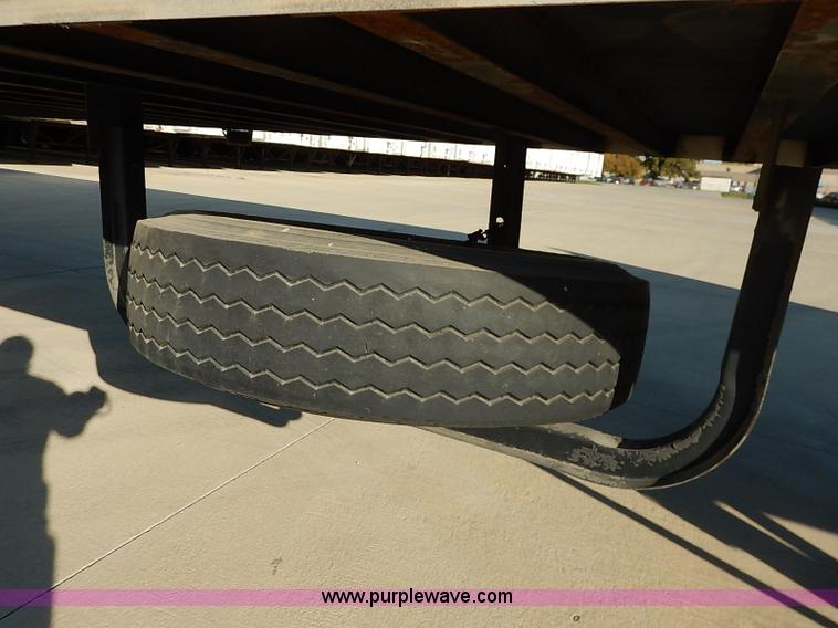 image for item I5354 2000 Wabash dry van trailer