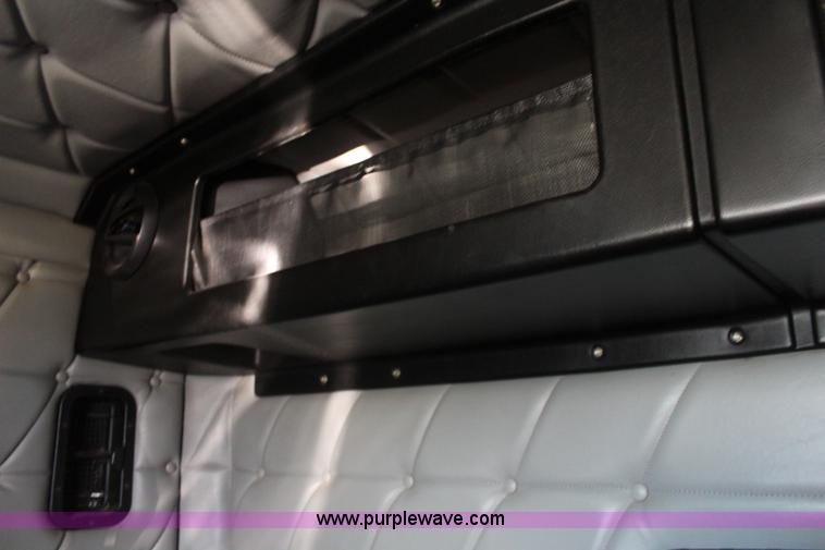 image for item I5894 1995 Freightliner FLD120 semi truck