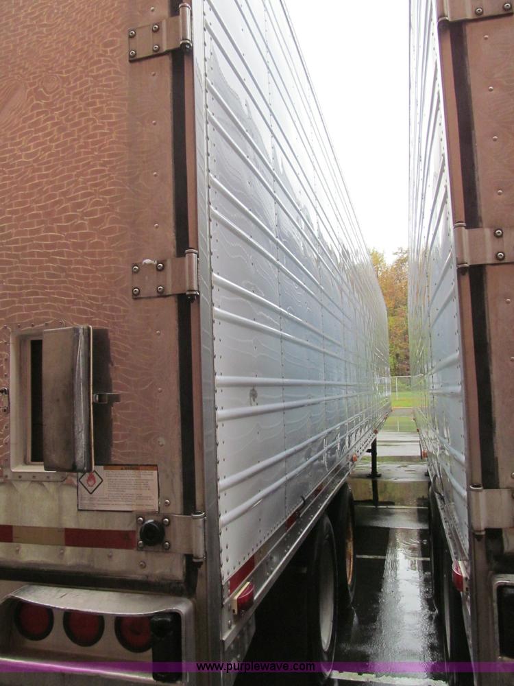 image for item I8719 1997 Great Dane 7811TZ-1A48 reefer trailer